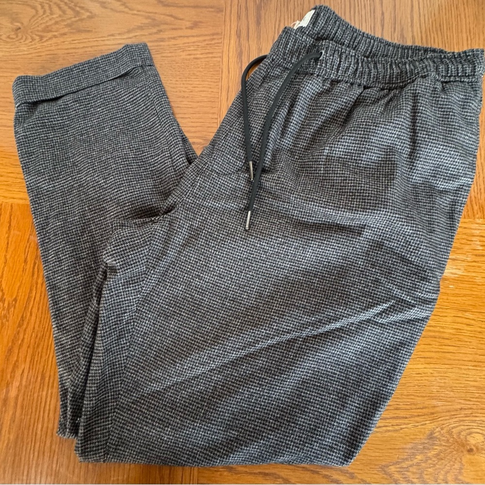 Open Edit Men's Black Checkered Joggers